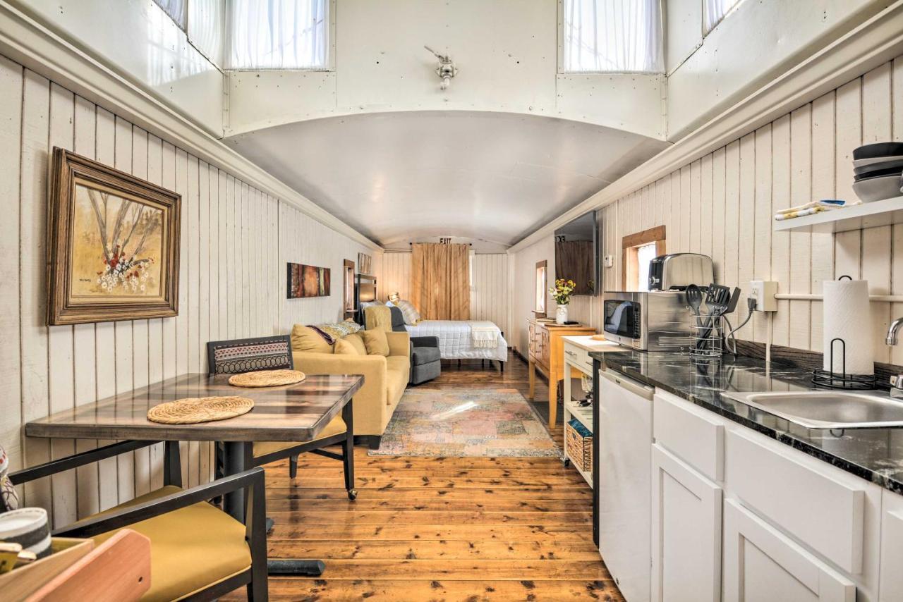 Unique Joplin Gem Converted Train Car Studio Zewnętrze zdjęcie